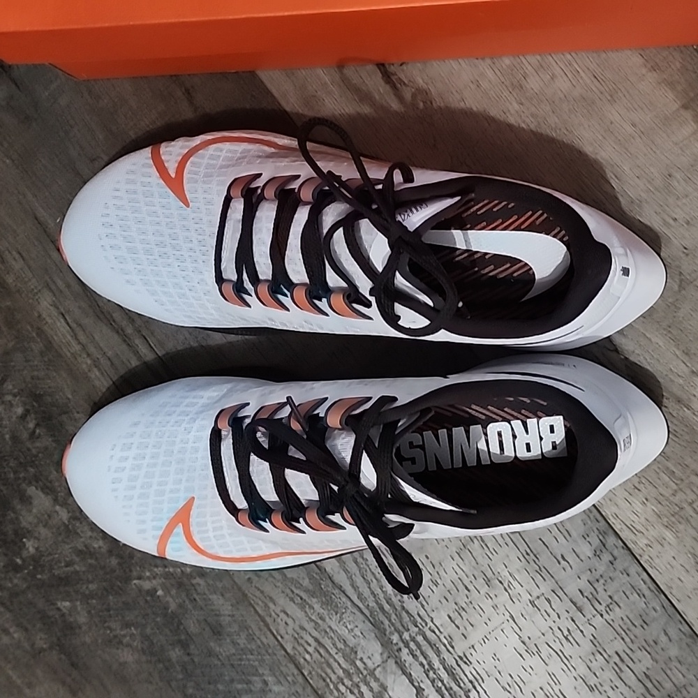 Nike Zoom Pegasus 37 Brown Men's 8.5 Women's 10